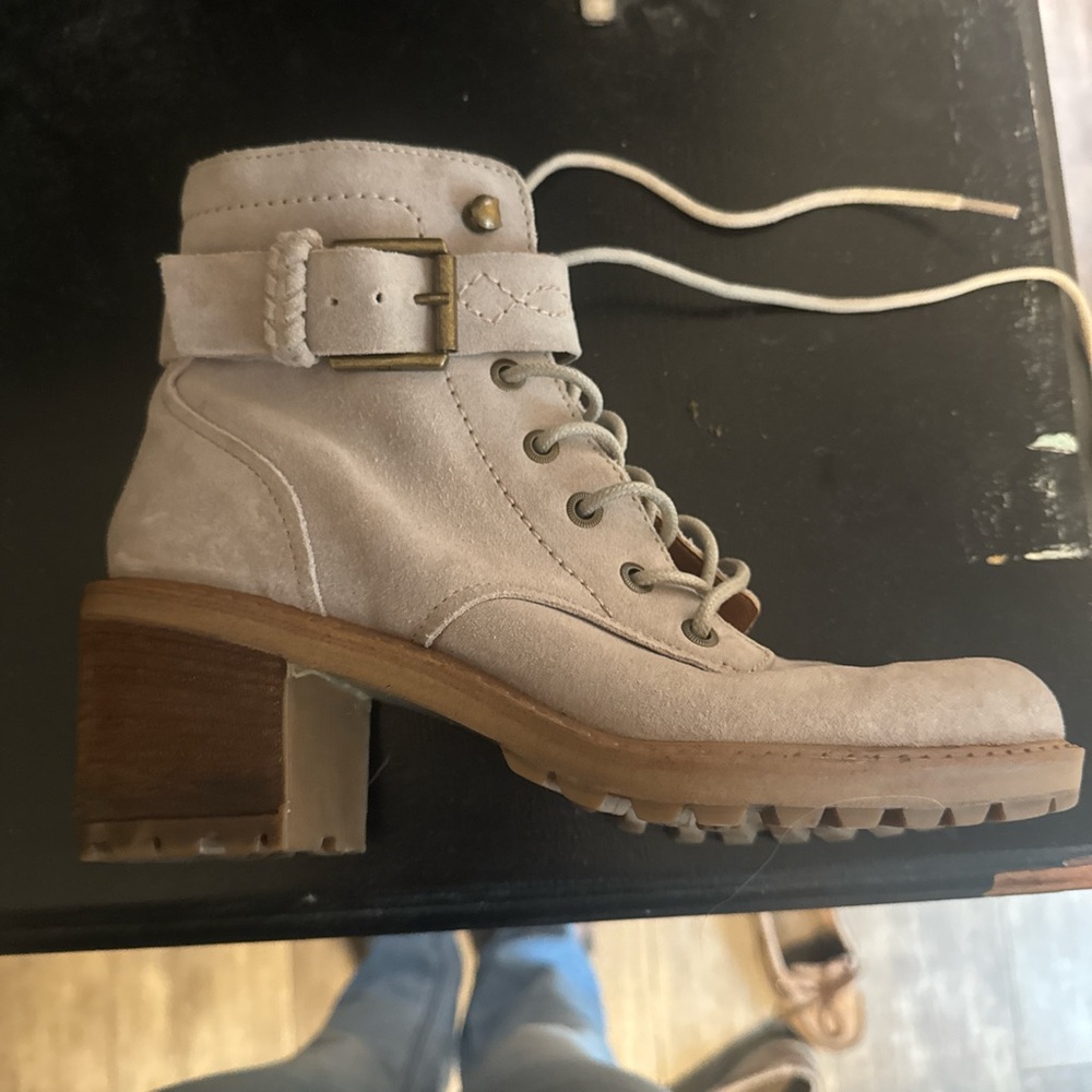 Zodiac Cream Lace Up Boots